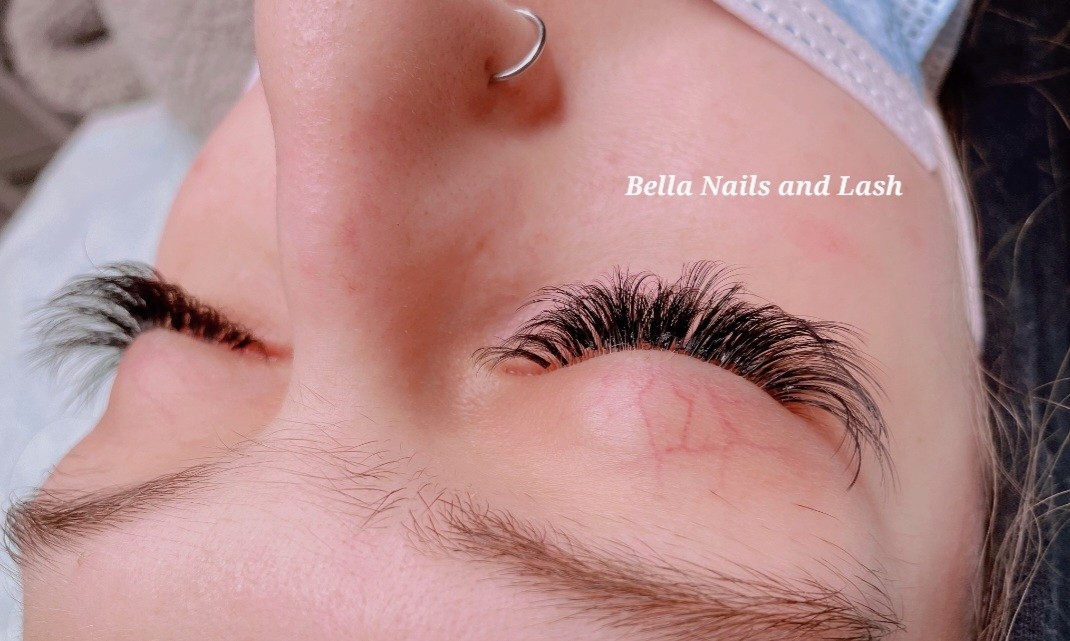 Bella Nails & Lash nail photo 2